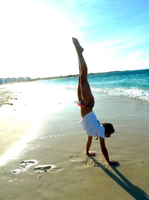 summer luvin Goldfish Kiss, Hand Stand, Goldfish, The Beach, Kiss, Travel, Beauty