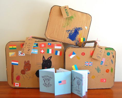 DIY Kids: Make cardboard luggage Cardboard Suitcase, Diy Cardboard Toys, Mommo Design, Carton Diy, Ikat Bag, World Thinking Day, Cardboard Toys, Diy Cardboard, Dramatic Play