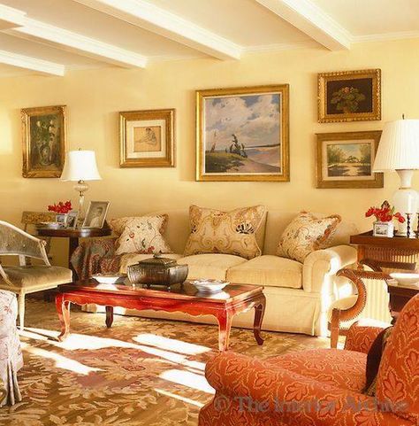 butter yellow Yellow Walls Living Room, Interesting Living Room, Pretty Living Room, Yellow Room, Yellow Living Room, Room Paint Colors, Yellow Walls, Paint Colors For Living Room, Living Room Colors