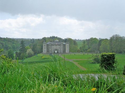 The magnificent Slane Castle is set on a 1,500-acre estate, in County Meath. Regarded as a cultural and historical touchstone, the castle is known as one of the most picturesque castles in the emerald isle.  Slane Castle: History and Things To See Slane Castle History This fortress is situated in the heart of the Boyne...Read the PostThe post Slane Castle: History and Things To See appeared first on Ireland Travel Guides. Meath Ireland, Slane Castle, Things To Do In Ireland, Ireland Bucket List, Castle Ireland, West Coast Of Ireland, Irish Castles, Ireland Travel Guide, Castles In Ireland