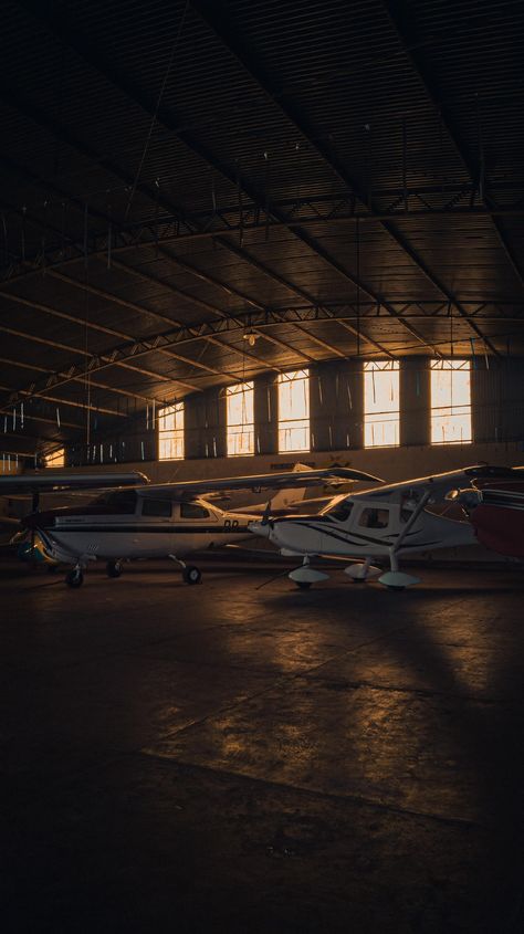 Airplane Hangar Aesthetic, Private Hangar, Plane Hangar, Pilots Quotes Aviation, Private Aviation, Airplane Hanger, Pilot Life, Pilot Career, Aviation Education