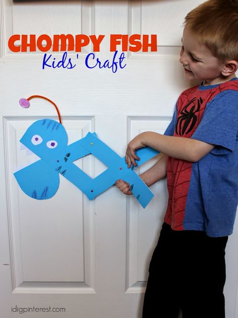 Chompy Fish Kids' Craft. It has moveable parts!  It is so entertaining! #kidscraft #papercraft Headband Crafts, Fish Crafts, Kids' Crafts, Summer Activities For Kids, Holiday Art, Craft Activities For Kids, I Did It, Business For Kids, Deep Sea