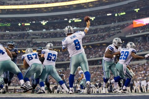 JeffLewis_004 Football photography tips. Texas College, Big Games, Dallas Cowboys Wallpaper, Jeff Lewis, Dallas Cowboys Football Team, New York Football, College Games, Football Photography, Tony Romo