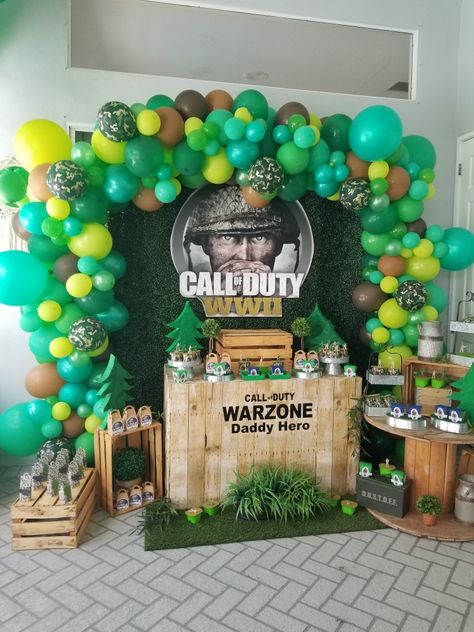 Call Of Duty Decorations, Call Of Duty Birthday Party Decorations, Call Of Duty Birthday Party Ideas, Call Of Duty Theme Party, Call Of Duty Birthday Party, Army Party Decorations, Army Themed Birthday, Halo Party, October Celebrations