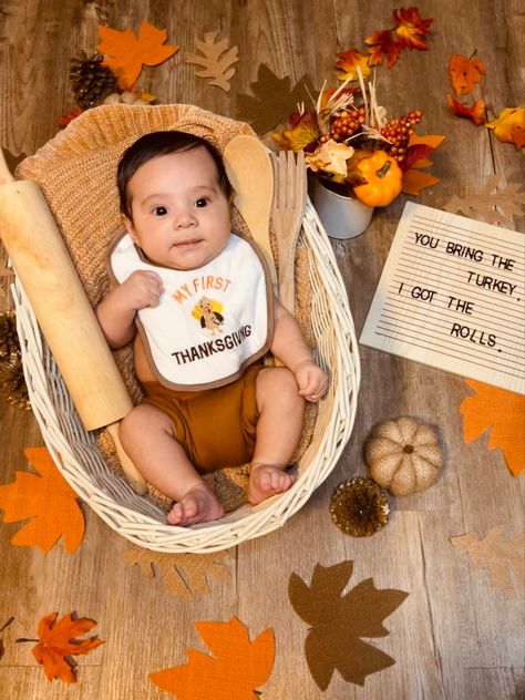 6 Month November Pictures, 7 Month Old Baby Pictures October, Diy Fall Infant Photo Shoot, Thanksgiving With A Newborn, 3 Month Halloween Photoshoot, Thanksgiving Infant Pictures, 1 Month Old Pumpkin Pictures, Thanks Giving Baby Photoshoot, First Halloween Picture Ideas