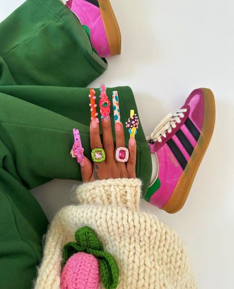 Colorful Acrylic Nails, Acrylic Nail Inspiration, Addias Shoes, Swarovski Rings, Nails Colorful, Custom Sneakers Diy, Nails 3d, Nerd Fashion, 401k