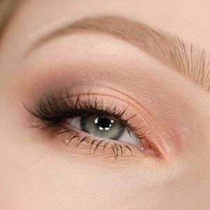 Silver Smoky Eye, Eye Shadow Ideas, Eyeliner Images, Shadow Ideas, Amazing Wedding Makeup, Pretty Eyeshadow, Peach Eyeshadow, Wedding Makeup Tips, Natural Eyeshadow