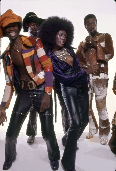 70s Black Fashion, Moda Disco, 70s Black Women, Mode Disco, 60s 70s Fashion, 70s Inspired Fashion, 70s Outfits, 70’s Fashion, Seventies Fashion