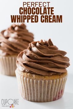 Chocolate whipped cream is SO easy to make and it goes well on just about anything – from cakes and cupcakes to pies and ice cream. #chocolatewhippedcream #homemadewhippedcream Chocolate Whipped Cream Frosting, Whipped Cream Frosting Recipe, Whipped Chocolate Frosting, Chocolate Buttercream Recipe, Homemade Whipped Cream Recipe, Chocolate Frosting Recipes, Recipes With Whipping Cream, Making Whipped Cream, Whipped Frosting