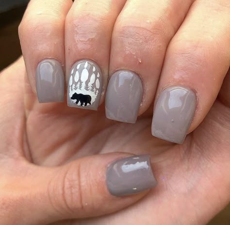 Black Bear Nails Designs, Nature Themed Nail Art, Outdoor Themed Nails, Yellowstone Nail Art, Bear Paw Nails, Wildlife Nail Art, Woodsy Nail Designs, Black Bear Nails, Wilderness Nails