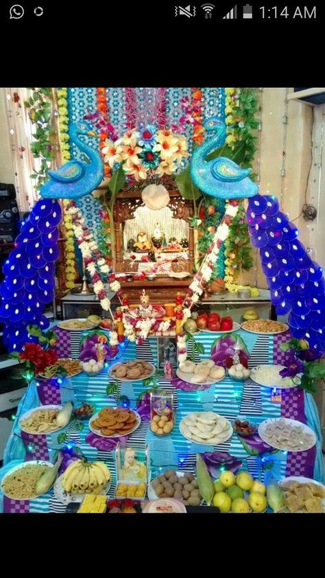 Krishna Janmashtami Decoration Ideas, Krishna Janmashtami Decoration, Jhula Decoration, Krishna Jhula, Gauri Decoration, Janmashtami Celebration, Mandir Decoration, Thali Decoration Ideas, Home Images