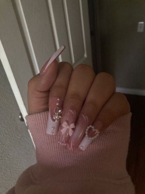 Cute Nail Ideas For Your Birthday, Nail Apex Side View, Nails Coquette, Henna Nails, Best Server, Retro Nails, Classy Acrylic Nails, Exotic Nails, Acrylic Nails Coffin Pink