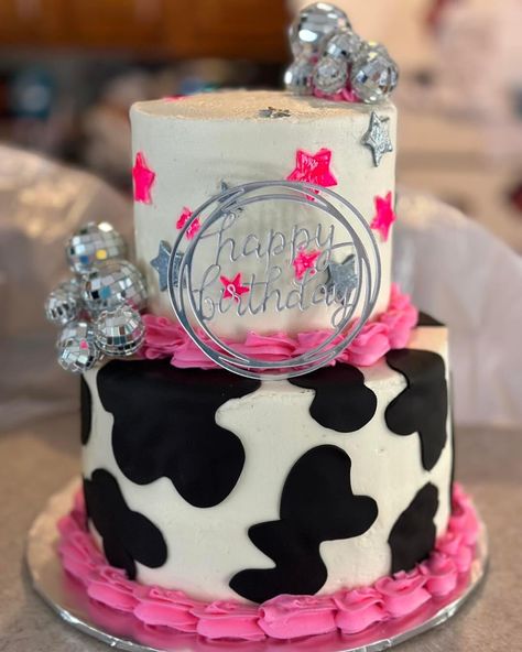 18th Birthday Cake Cow, Easy Cow Birthday Cake, Disco Cowgirl 1st Birthday Cake, Hot Pink Cow Print Cake, Sweet 16 Cow Cake, 18th Birthday Party Cowgirl, Preppy Cowgirl Birthday Cake, Sweet 16 Cow Print Theme, Cowprint Birthday Cakes