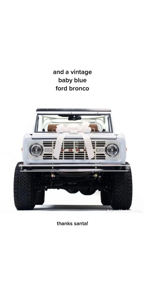 Bronco Wallpaper Iphone, Ford Bronco Aesthetic Wallpaper, Classic Bronco Aesthetic, Vintage Ford Bronco Wallpaper, Old Ford Bronco Aesthetic, Ford Bronco Vintage, Bronco Car, Old Bronco, Girly Car Accessories