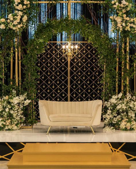 Dream Decors on Instagram: ““Love is in the details”. #weddinginspiration #houstonvenue #wedding #weddingday #weddingideas #weddingstyle #weddingreception…” Wedding Sangeet Stage, Wedding Stage Couch, Sofa For Wedding Stage, Bride And Groom Chairs, Bride Groom Seating For Sangeet, Sangeet Sitting For Bride And Groom, Glamour Decor, Wedding Planning Decor, Wedding Mandap