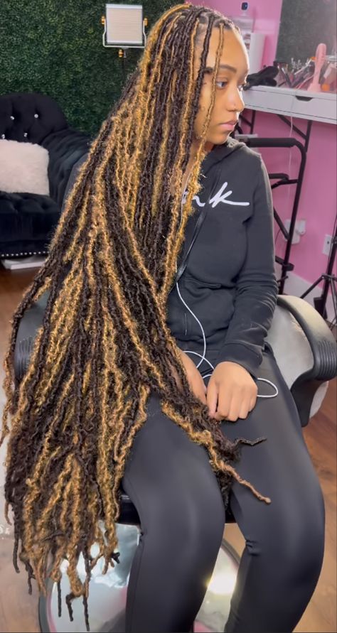 Birthday Braids, Short Locs, Soft Locs, Braided Hairstyles For Black Women Cornrows, Butterfly Locs, Big Box Braids Hairstyles, Birthday Hairstyles, Short Locs Hairstyles, Faux Locs Hairstyles