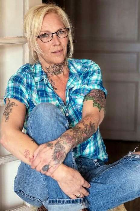 #50+ and enjoying life #older #middleaged #woman #tattoed Older Women Tattoos Over 50, Older Women With Tattoos, Old Women With Tattoos, Bald Tattoo, Affordable Trendy Clothes, Coercive Control, 70 Year Old Women, Tattooed Women, Tattoed Women