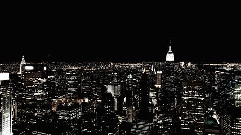 Christmas In Nyc Aesthetic, Nyc Aesthetic Night, Catwoman Aesthetic, Skyscraper New York, 4k Ultra Hd Wallpapers, Nyc Wallpaper, New York City Night, New York Wallpaper, New York Night