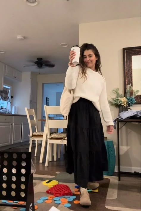 Teacher Maxi Skirt Outfit, Long Skirt Outfits School, Long Skirt Church Outfits, Modest Winter Outfits For Church, Teacher Dress Outfits, Winter Church Outfit, Fall Maxi Skirt Outfits, Modest Long Skirts, Modest Feminine