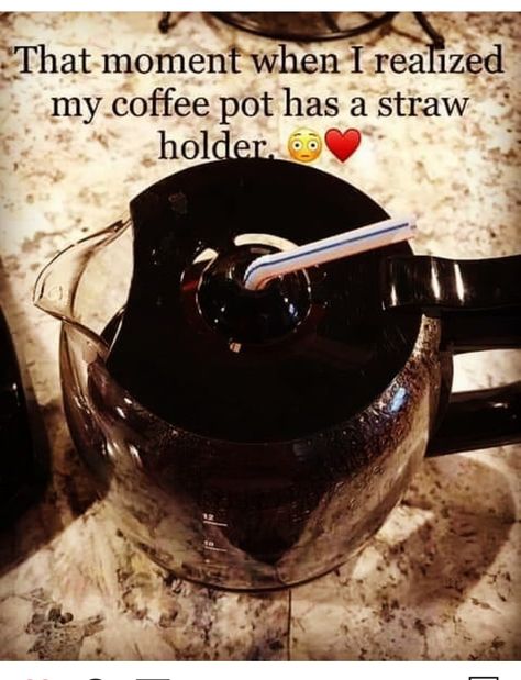 Coffee pot straw holder meme Kaffe Humor, Straw Holder, Coffee Talk, Coffee Obsession, Need Coffee, Coffee Is Life, That Moment When, My Coffee, Coffee Love