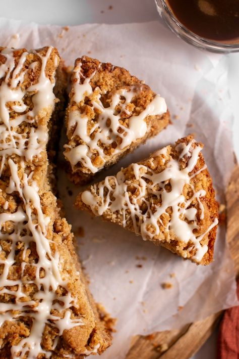 Chai Coffee Cake - The Little Holly That Could Chai Scones, Chai Cake, Chai Coffee, Soft Cake, Pumpkin Cream Cheese Muffins, Cheese Pumpkin, Delicious Coffee, Coffee Cake Recipes, Spiced Coffee