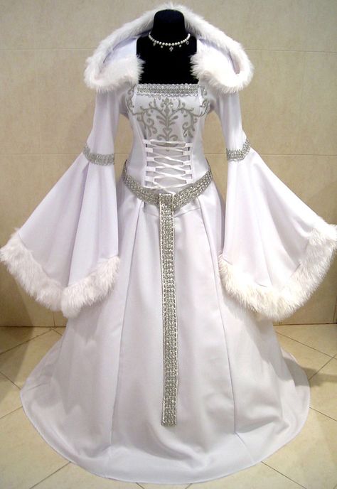 MEDIEVAL DRESS SILVER 20-22-24 XL-2XL-3XL SNOW ICE QUEEN FROZEN ELSA NARNIA ROBE #Custommade #Dress Ice Queen Dress, Medieval Wedding Dress, Gaun Abad Pertengahan, Goth Costume, Victorian Wedding Dress, Medieval Wedding, Sheer Wedding Dress, Queen Costume, Stella York