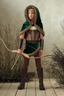 Archer Costume For Girls Robin Hood Kostüm, Archer Costume, Creepy Halloween Costumes, Warrior Costume, Costume For Girls, Chasing Fireflies, Hallowen Costume, Bow And Arrow, Beautiful Costumes