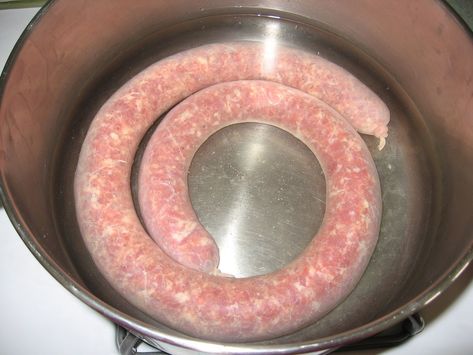 Polish Sausage Recipes, How To Cook Kielbasa, Polska Kielbasa, Braciole Recipe, Sausage Making Recipes, Sausage Crockpot, Homemade Sausage Recipes, Smoked Sausage Recipes, Kielbasa Recipes