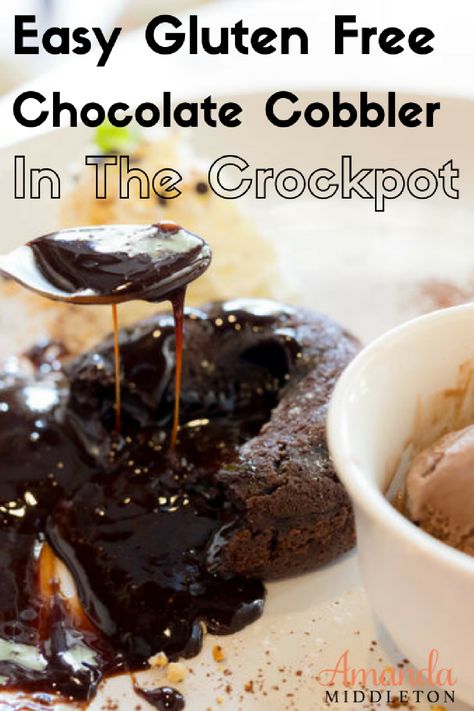 Easy Gluten Free Chocolate Cobbler In The Crockpot that will make the family SO happy! Pumpkin Cobbler, Cobbler Easy, Chocolate Cobbler, Wheat Free Recipes, Gf Desserts, Cobbler Recipes, Gluten Free Chocolate, Easy Chocolate, Wheat Free