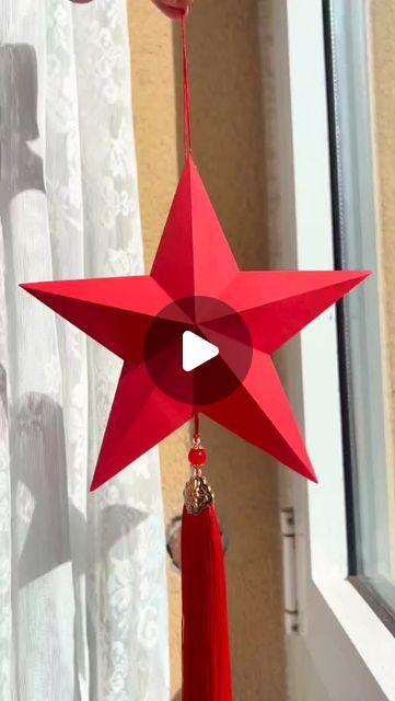 Star Paper Craft, Large Snowflakes, Diy Christmas Star, Origami Paper Folding, Origami Decoration, 2024 Ideas, Paper Craft Ideas, Christmas Origami, Paper Ideas