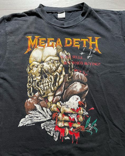 Slavko Akalovic on Instagram: “Megadeth 1988 European Tour shirt Yes i know it says peace sells on front and it is copyrighted 1987 but@it was actually sold on their 1988…” European Tour, Concert Tees, Vintage Band, I Know It, Tour Shirt, I Know, Graphic Sweatshirt, Mens Graphic Tshirt, Concert