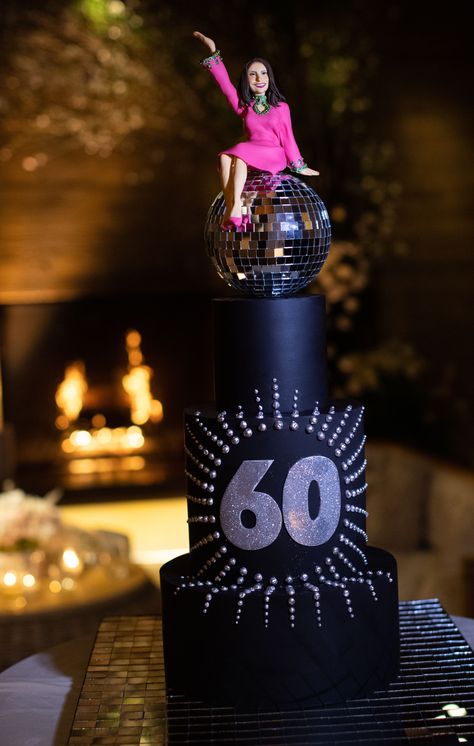 Disco 50th Birthday Cake, Party Ideas For 60th Birthday, 60th Birthday Disco Theme, 60th Disco Birthday Party, Retro Theme Birthday Party, 60s Cake Ideas, Disco 60th Birthday Party, Disco Party Cake Ideas, 60th Party Ideas