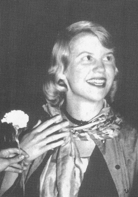 sylvia plath Silvia Plath, Dark Book, Skater Boi, Woman Authors, 90s Skater, Women Writers, Story Writer, American Poets, Writers And Poets