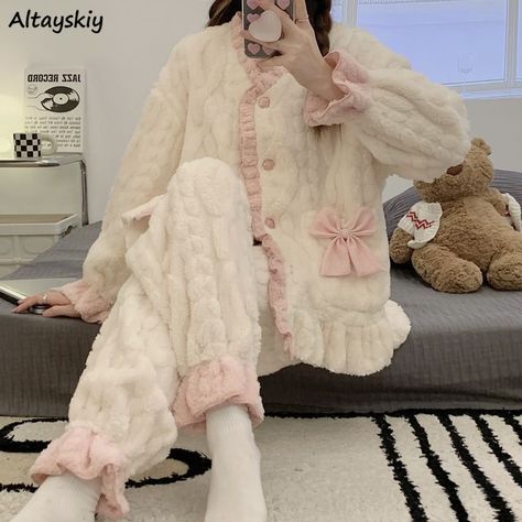 Cute Oversized Pajamas, Japanese Pjs, Japanese Pajamas, Fluffy Pajamas, Cute Night Outfits, Cute Pyjamas, Winter Pajama, Kawaii Pajamas, Pajamas Aesthetic