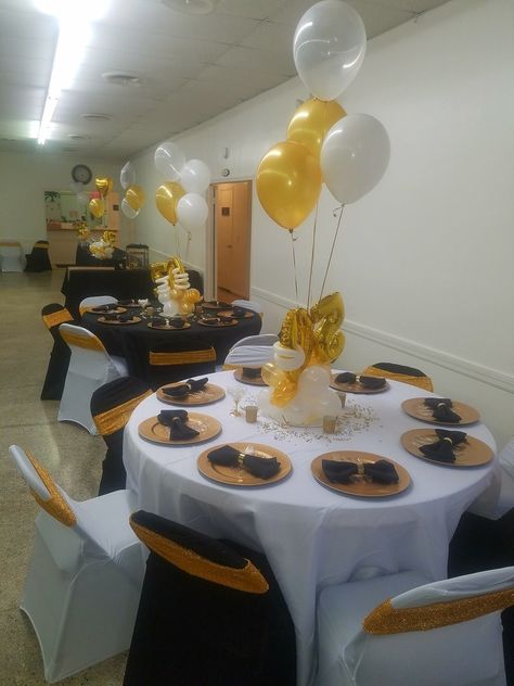 Black/cream tables Decorations 50th Birthday, 50th Birthday Table Decorations, Pineapple Birthday Party, Sunflower Wedding Decorations, 50th Birthday Party Decorations, Pineapple Birthday, Best Home Design, 50 Birthday, 50th Party