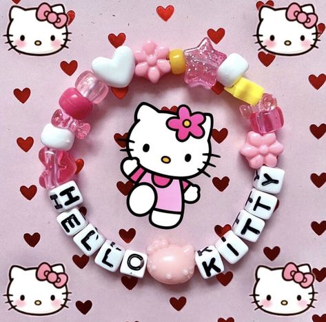 Kawaii Bracelet Diy, Hello Kitty Bracelet Ideas, Sanrio Kandi, Sanriocore Aesthetic, Hello Kitty Bracelet, Bracelets Kandi, Kawaii Bracelet, Pulseras Kandi, Grunge Necklace