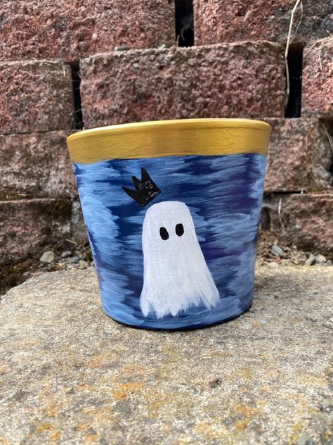 Ghost Flower Pot, Succulents Painting, Blue Flower Pot, Paint Halloween, Painted Flower Pot, Pots Ideas, Painted Planter, Pot Diy, Ghost Painting