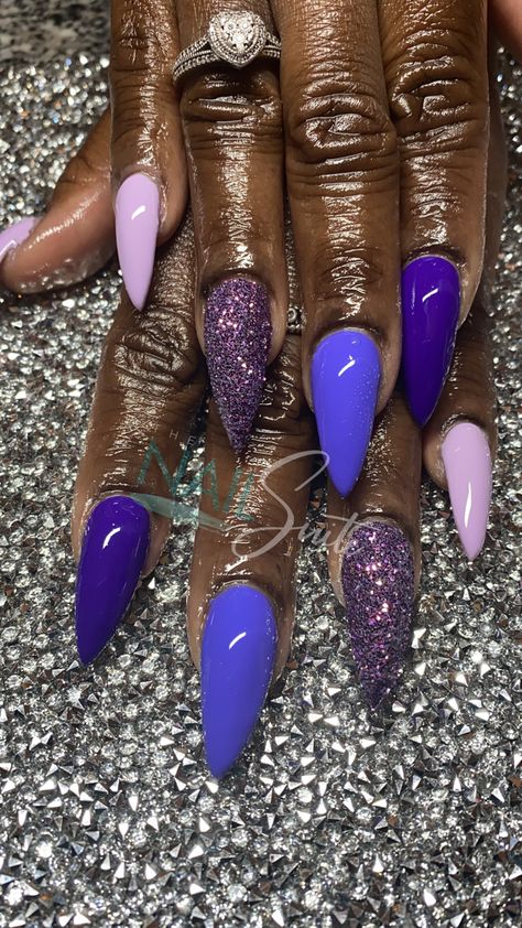 Purple Nails Stiletto, Shades Of Purple Nails, Dark Purple Nails, Bee Nails, Dashing Diva, Nails Purple, Nails Stiletto, Stylish Nails Designs, Almond Nails Designs