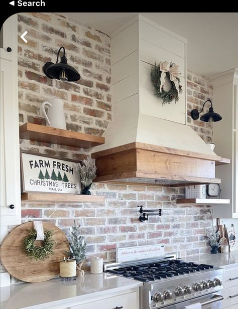 Backsplash Under Hood, Kitchen With Brick, Rustic Kitchen Backsplash, Brick Kitchen Backsplash, Brick Backsplash Kitchen, Farmhouse Kitchen Inspiration, Farmhouse Kitchen Backsplash, Farmhouse Backsplash, Brick Kitchen