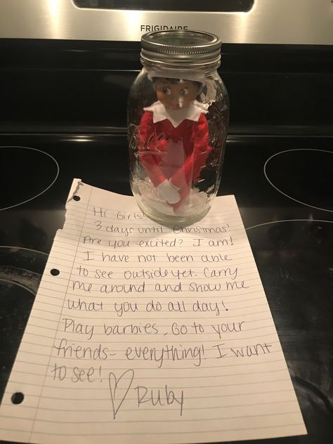 Last Couple Days Of Elf On The Shelf, Elf In A Jar To Carry Around, Elf On The Shelf Travel Jar, Elf Transport Jar, Last Day Elf On The Shelf Ideas, Elf In A Jar, Jar Of Notes, Elf Ideas Easy, Awesome Elf On The Shelf Ideas