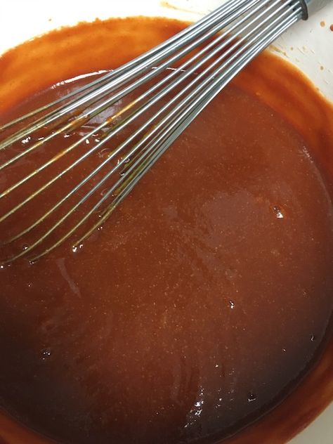 Recipe(tried): Sonny’s Real Pit BBQ Mild BBQ Sauce (copycat recipe) - Recipelink.com Fry Tofu, Turkey Gravy From Drippings, Cooking Tri Tip, Bbq Sauce Ingredients, Homemade Bbq Sauce Recipe, Pit Bbq, Sweet Bbq Sauce, Barbecue Sauce Recipes, Homemade Barbecue Sauce