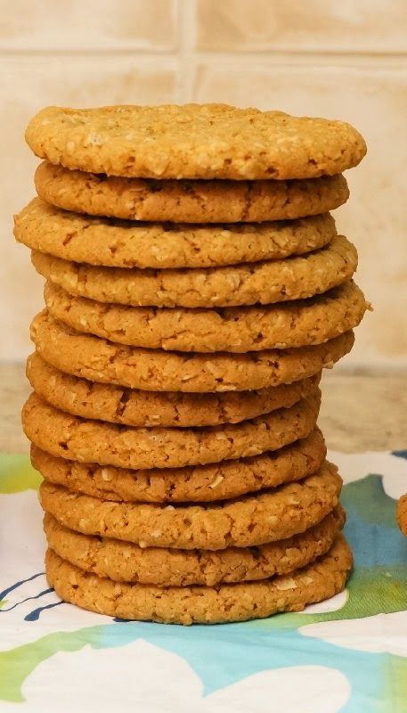 Dads Oatmeal Cookie Recipe, Mennonite Cookies, Amish Food, Mennonite Girls Can Cook, Dutch Cookies, Cookies Oatmeal, Mennonite Recipes, Cookie Recipes Chewy, Coconut Oatmeal