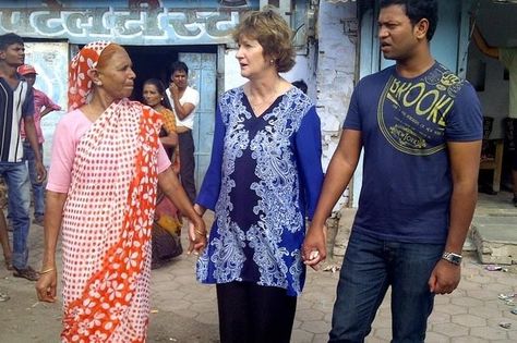 The real Saroo Brierley with his birth mother Fatima (left) and adoptive mother Sue (middle). 25 Years Later, Adoptive Mother, Indian Boy, Long Way Home, Adoptive Parents, Birth Mother, People Of Interest, Movie Theater, Tasmania