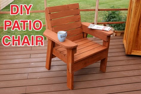 Kursi Outdoor, Patio Chairs Diy, Wood Patio Chairs, Building A Patio, Modern Outdoor Chairs, Diy Projects Plans, Wooden Patios, Wooden Deck, Wood Patio Furniture