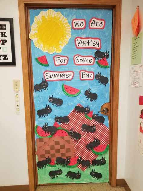 Ants Bulletin Board Ideas, Preschool Doors Ideas, June Preschool Bulletin Boards, Summer Doors For Preschool, Summer Door Themes For Classroom, Summer Boards For Preschool, Summer Daycare Door Ideas, June Bulletin Boards, Door Decorations Classroom Summer