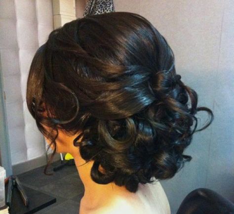 Mother Of The Bride Hair, Quinceanera Hairstyles, Bridal Hair Updo, Elegant Wedding Hair, Quince Hairstyles, Wedding Hair Inspiration, Hair Up Styles, Penteado Cabelo Curto, Wedding Hairstyles Updo