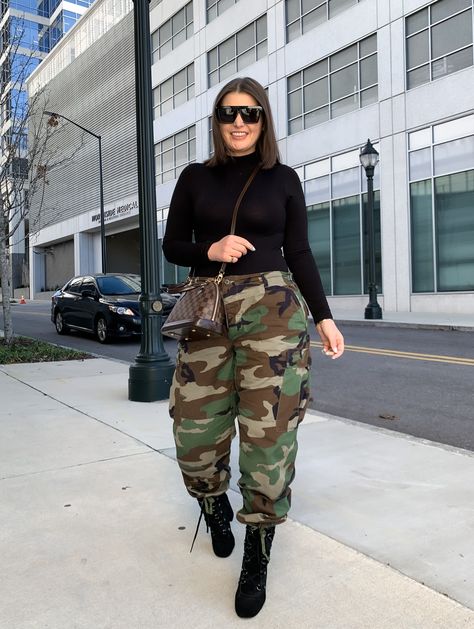 WHEN IN DOUBT, THRIFT IT! | FALL STREET STYLE OUTFIT: MILITARY CAMO PANTS Camp Jacket Outfit Fall, Camp Pants Outfit Baddie, Army Pants Outfit Baddie, Army Cargo Pants Outfit Street Styles, Dress Up Camo Pants, Camp Joggers Outfit Women, Camo Cargo Pants Outfit Baddie, Camaflouge Cargo Pants Outfit, Styling Camo Pants Women