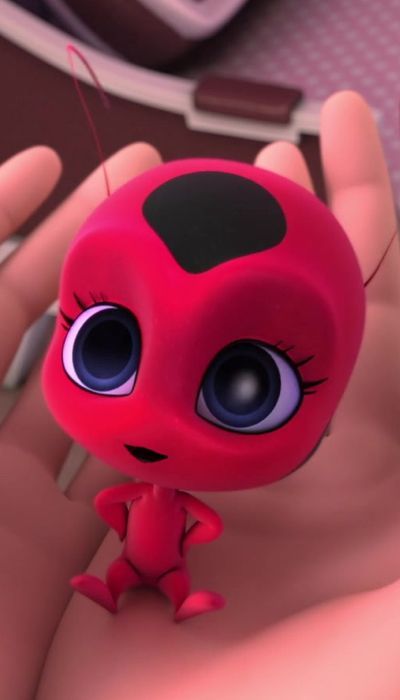 Tikki Miraculous, Tikki And Plagg, Catnoir And Ladybug, Tikki Y Plagg, Avatar Legend Of Aang, Ladybug Anime, Miraculous Characters, Cat Noir, Magical Creatures