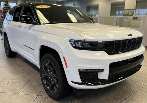 Jeep Grand Cherokee 2024, 2024 Jeep Grand Cherokee, White Jeep Grand Cherokee, Car Types, Cars Mustang, Muscle Cars Mustang, Future Man, White Jeep, Goal Board