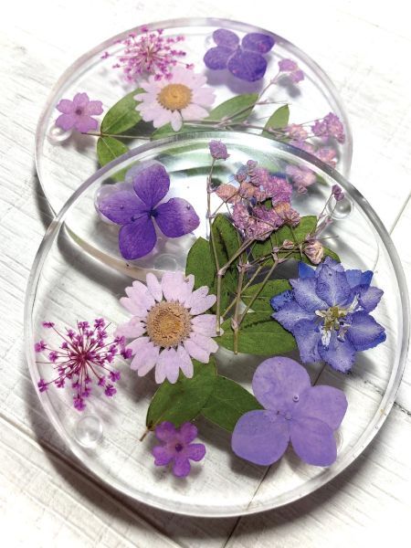 Epoxy Tray, Flower Epoxy, Epoxy Coasters, Flower May, Easter Gift For Adults, May Birthday, Purple Themes, Dry Flower, Handmade Coasters